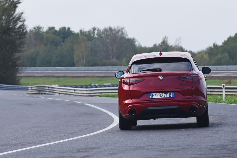  Alfa Romeo Stelvio Veloce (949) 2019 года  (фото 21 из 100)
